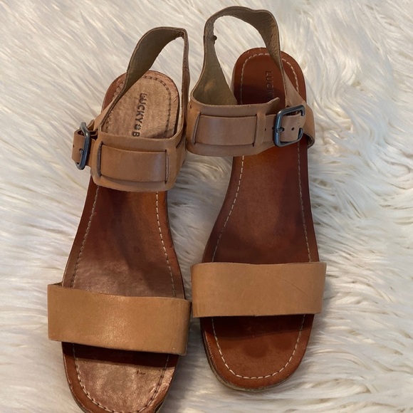 Lucky Brand Shoes - Lucky 🍀 Brand Leather Sandals size 9.5 preowned conditions